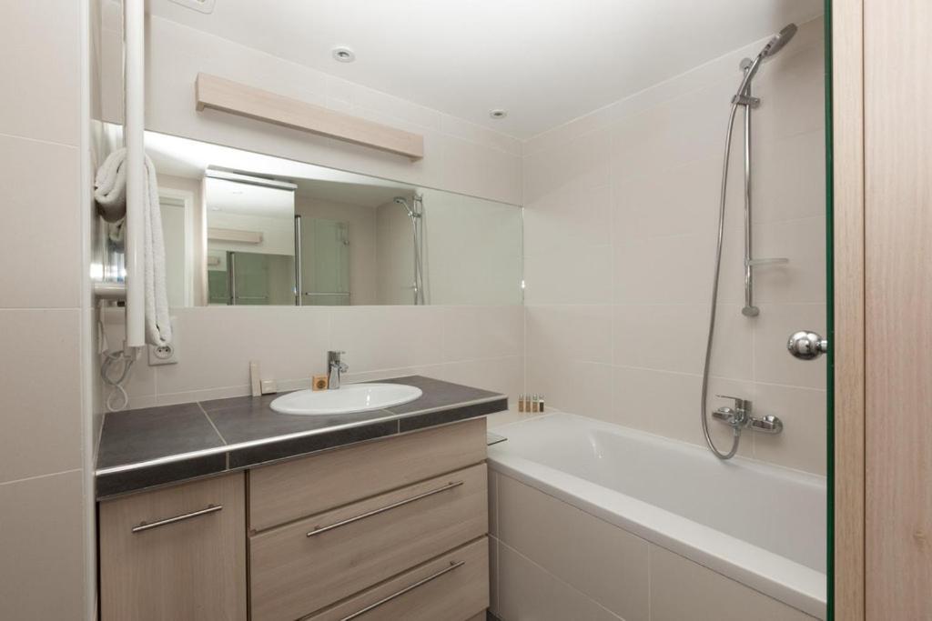 Quai De Grenelle Ii By Onefinestay Apartment Paris